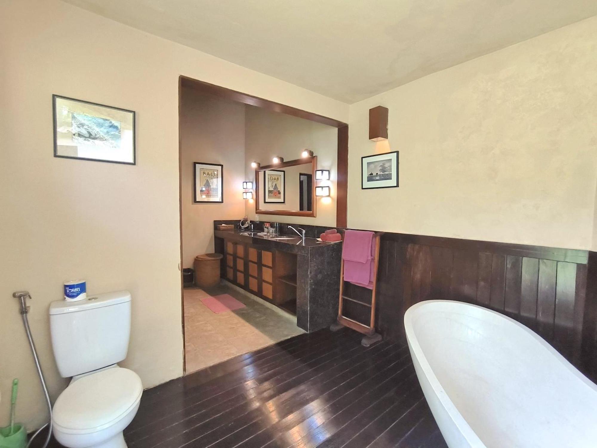 Villa Plawa Asri Seminyak  Luaran gambar