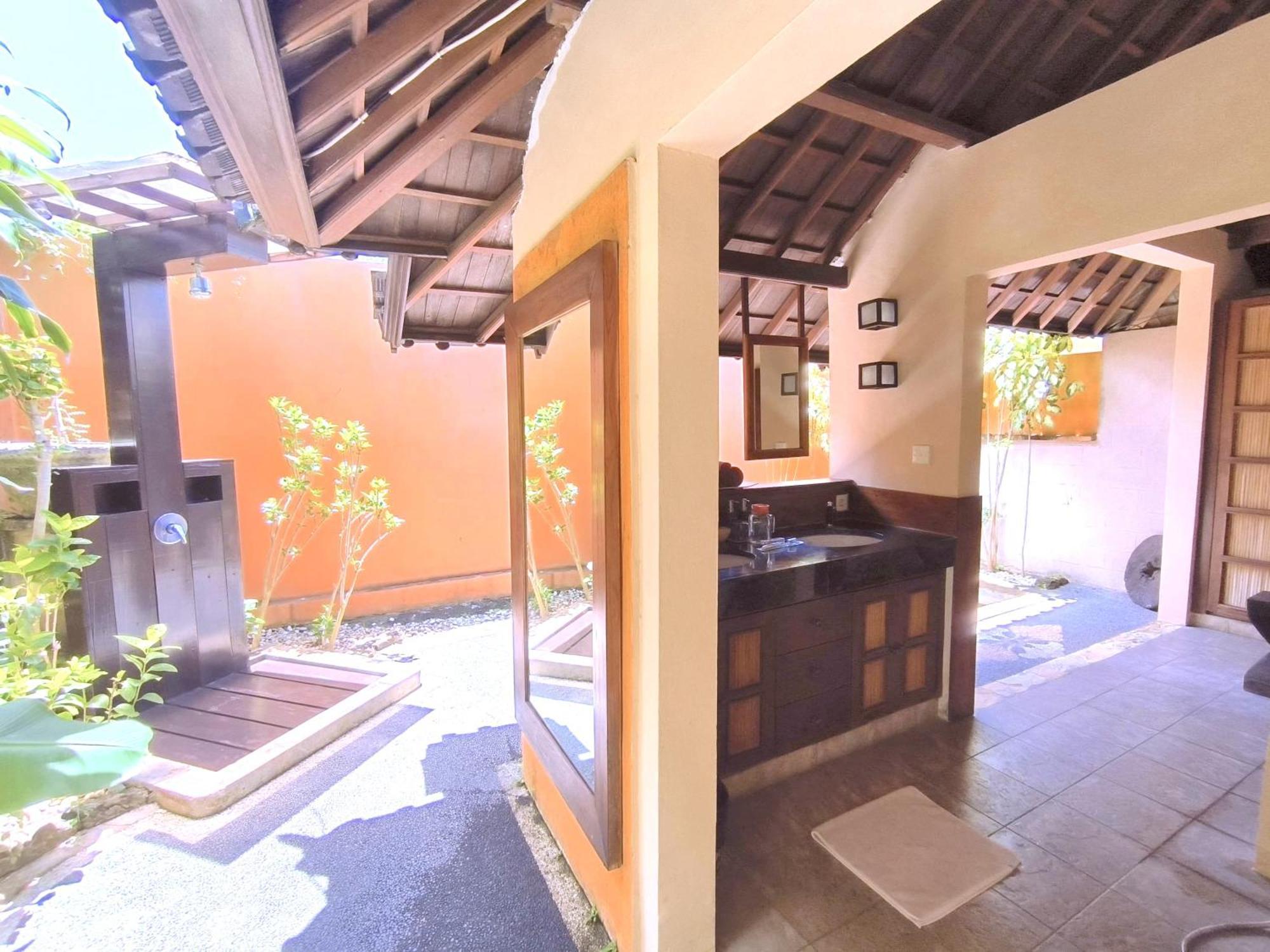 Villa Plawa Asri Seminyak  Luaran gambar