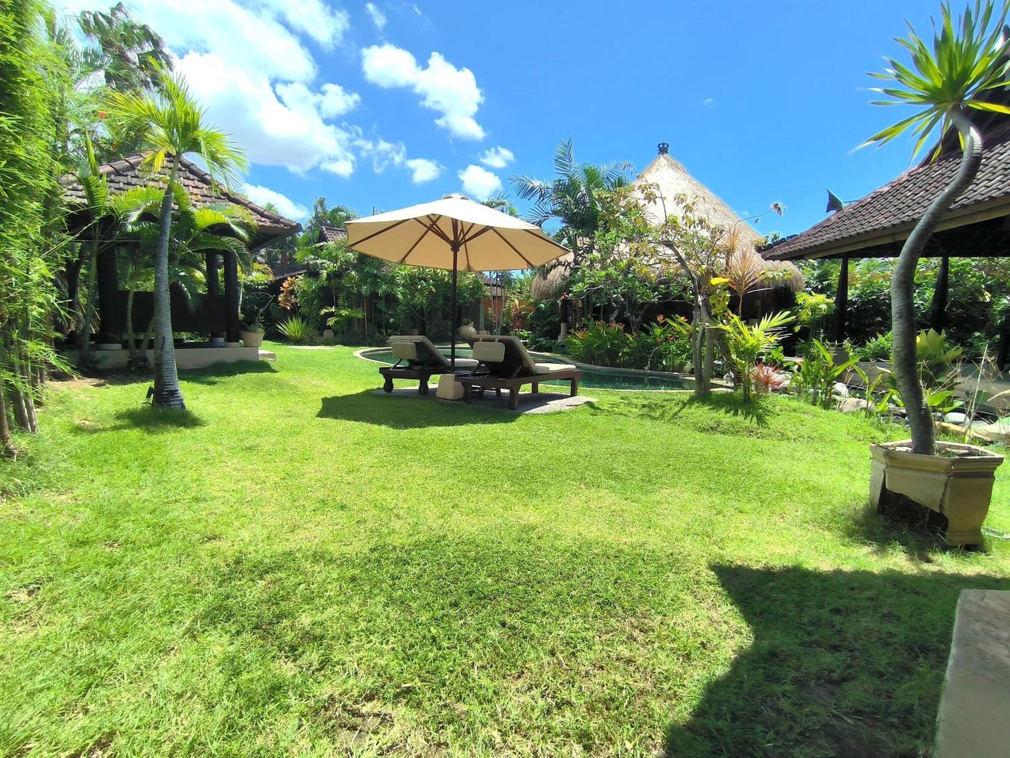 Villa Plawa Asri Seminyak  Luaran gambar