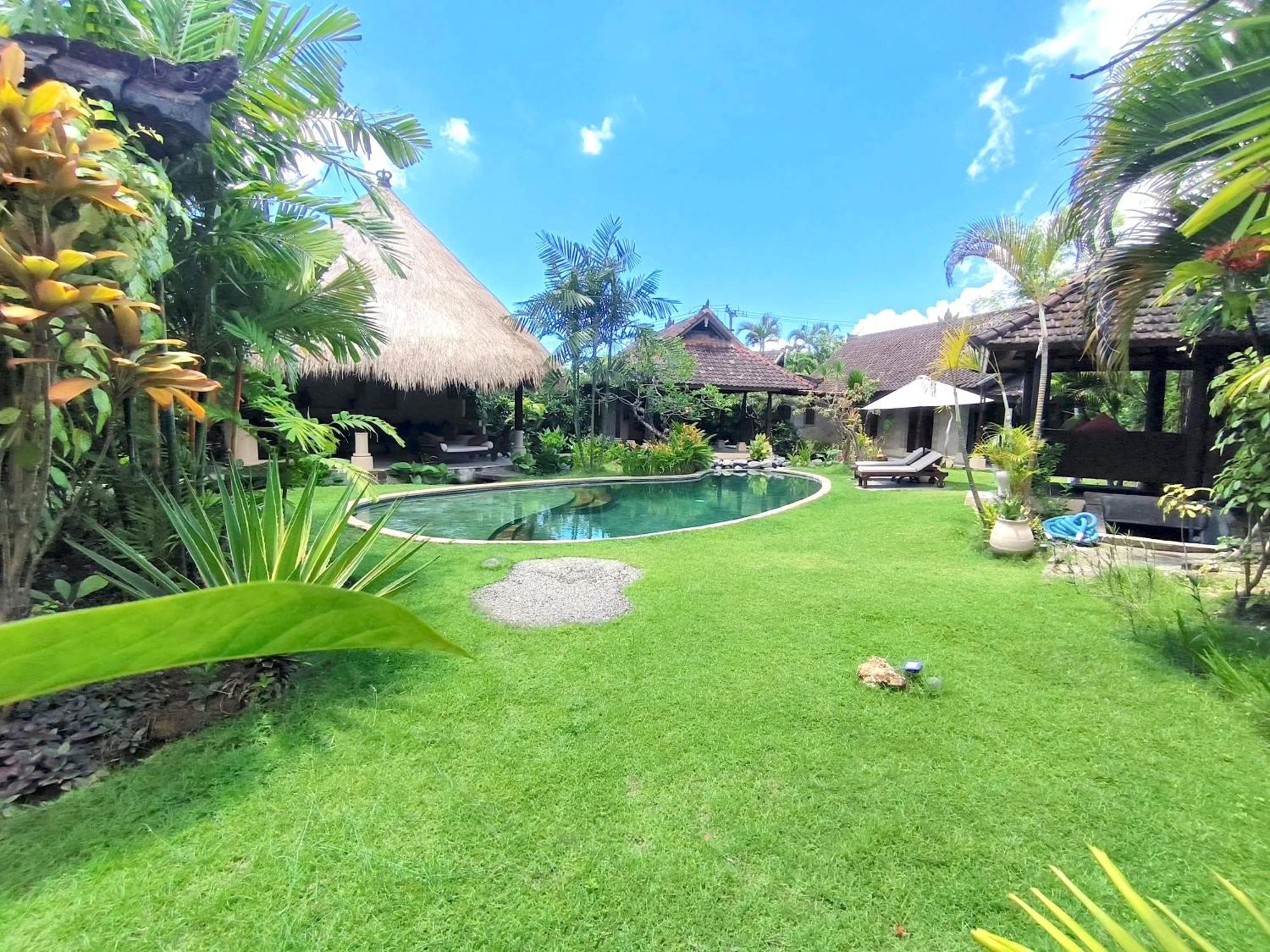 Villa Plawa Asri Seminyak  Luaran gambar