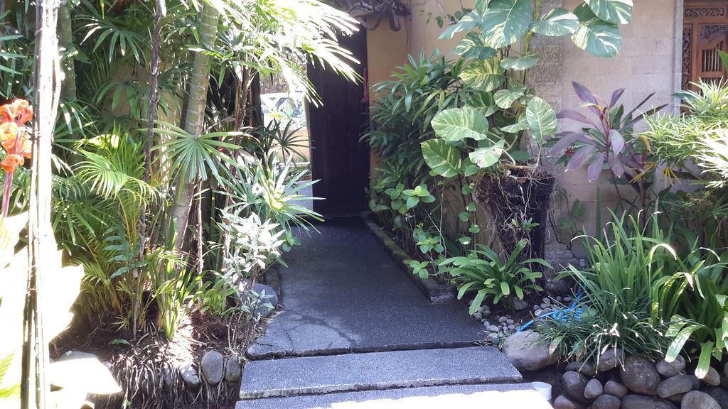 Villa Plawa Asri Seminyak  Luaran gambar