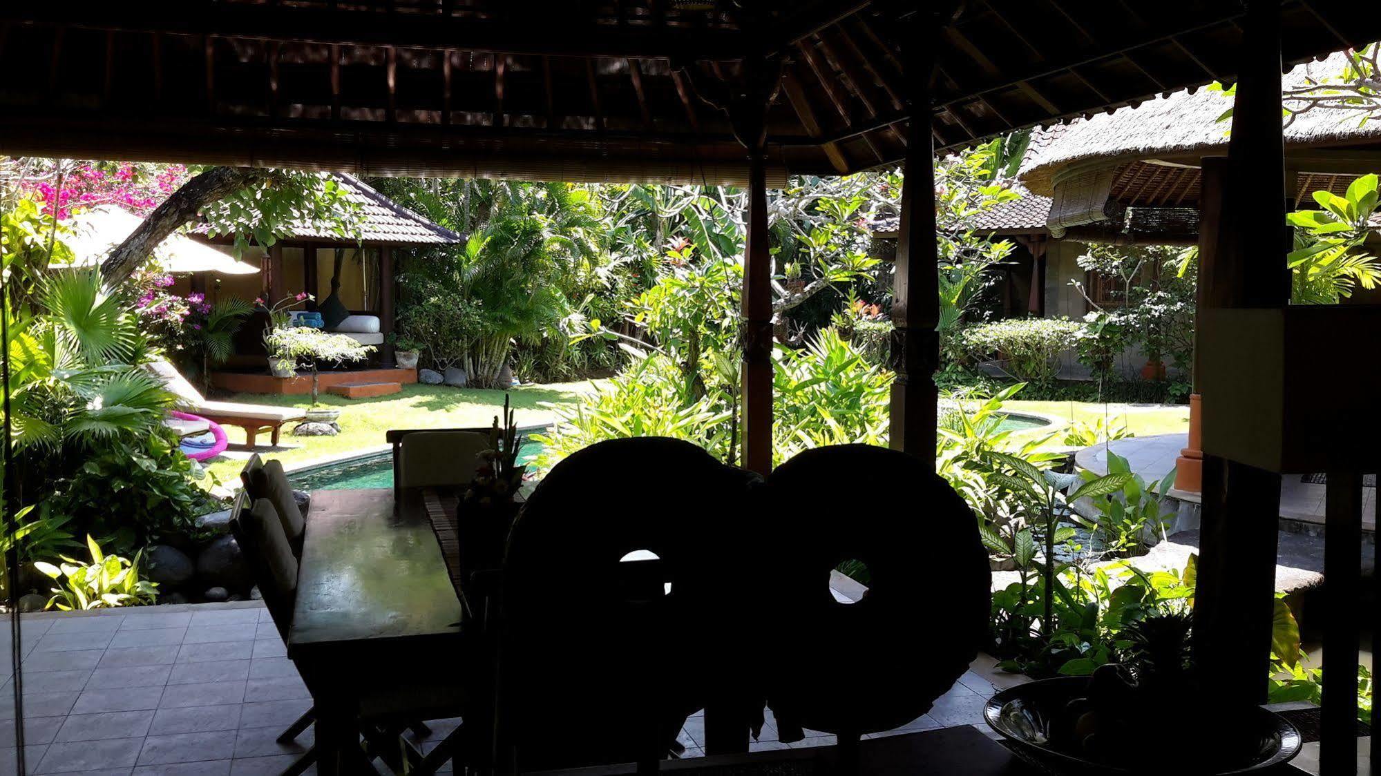 Villa Plawa Asri Seminyak  Luaran gambar