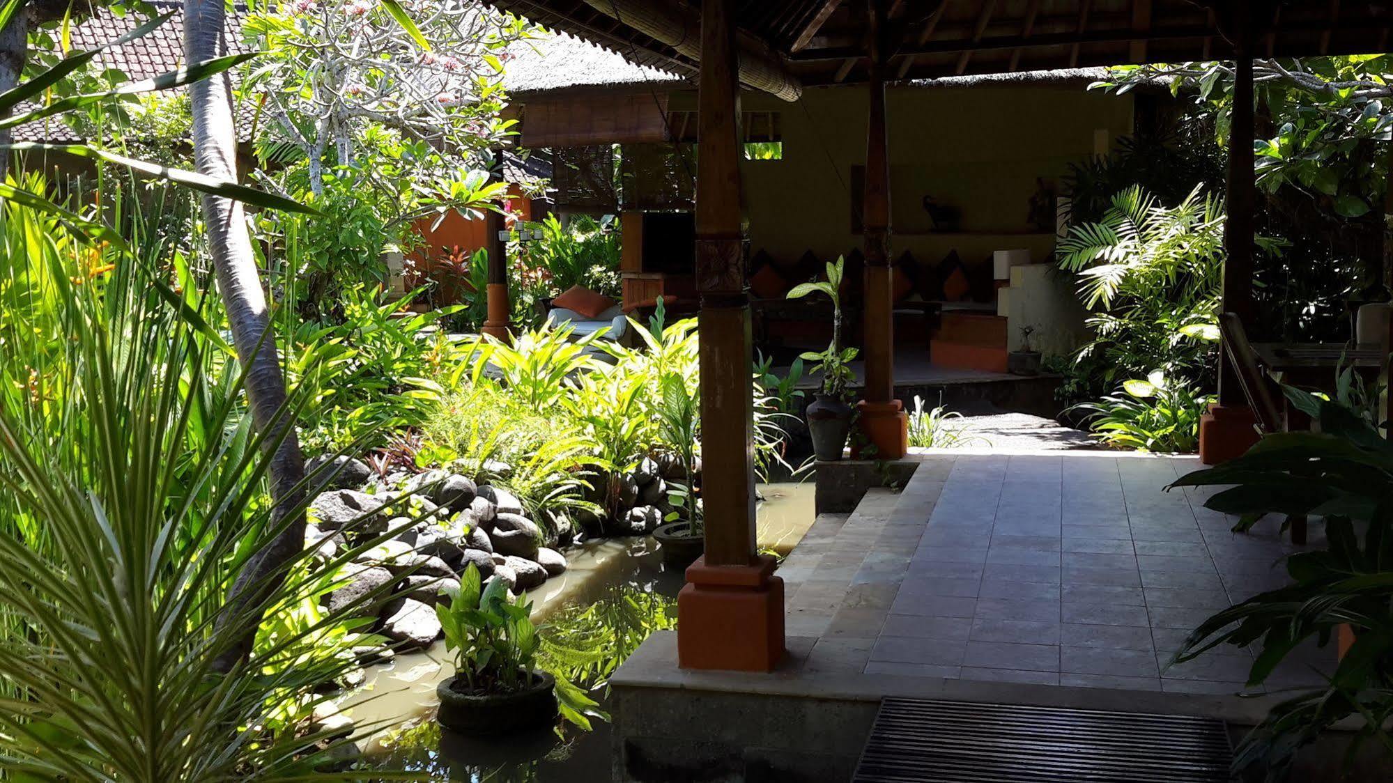 Villa Plawa Asri Seminyak  Luaran gambar