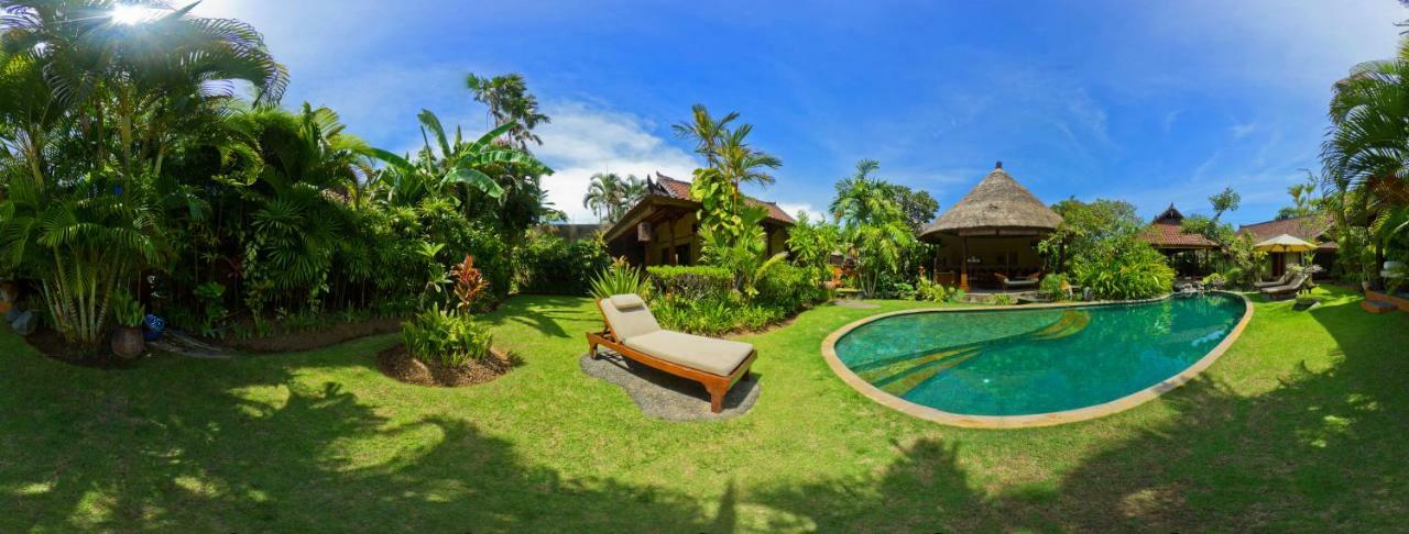 Villa Plawa Asri Seminyak  Luaran gambar